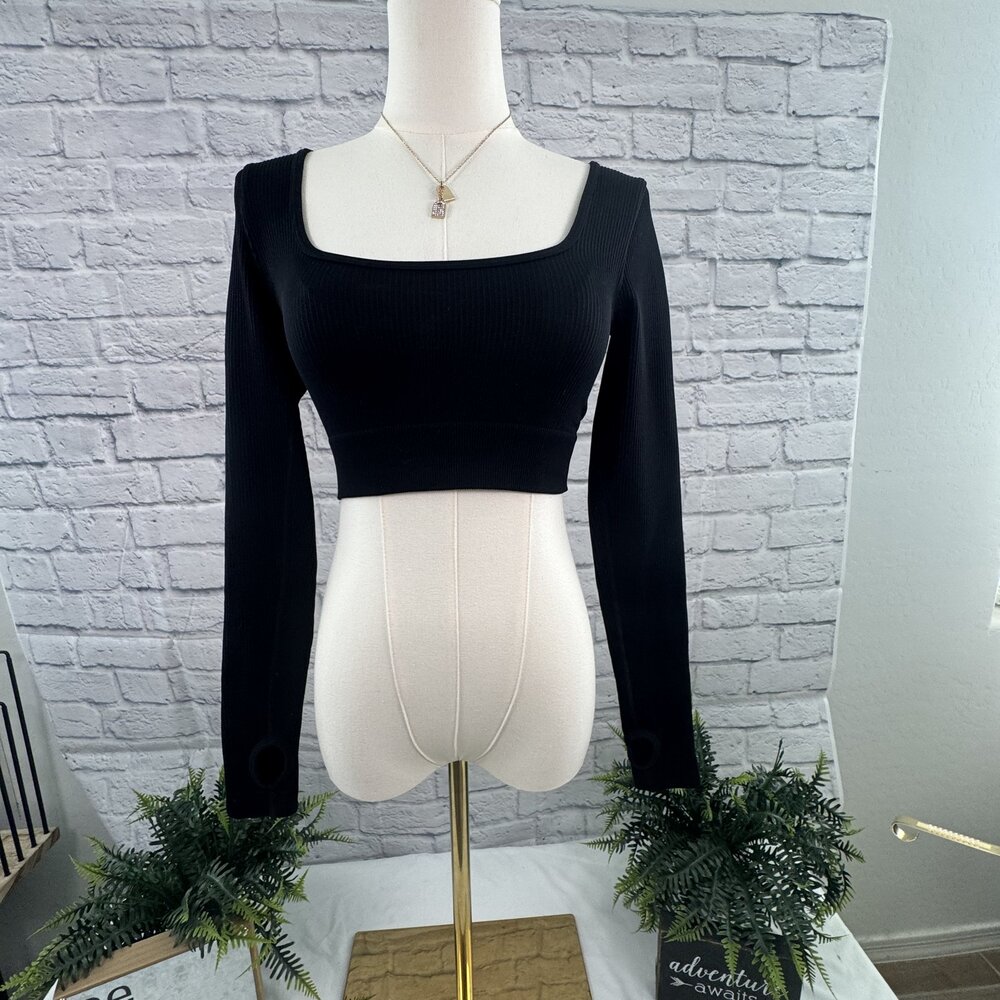 Black Long Sleeve Square Neck Crop Top S Thumbholes Nylon Spandex